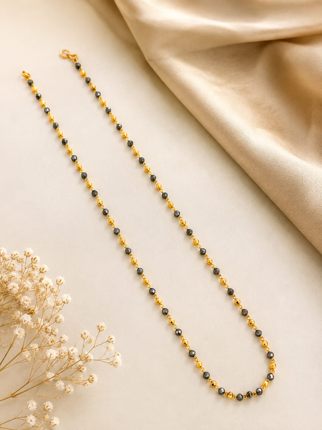 Minimal Dual Tone Beaded Long Mala